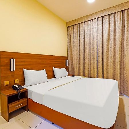 Oyo 925 Emirates Hotel 迪拜 外观 照片