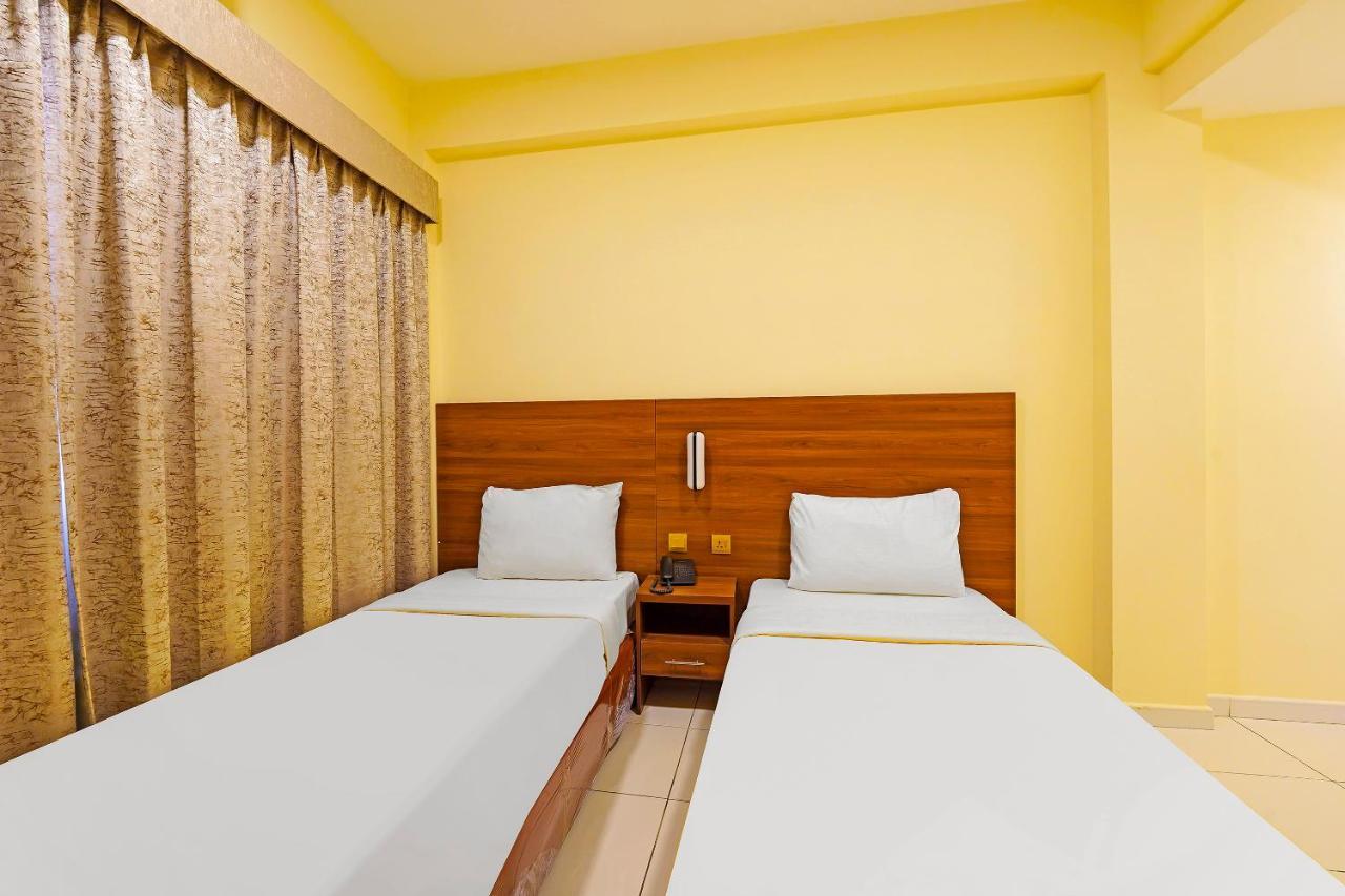 Oyo 925 Emirates Hotel 迪拜 外观 照片