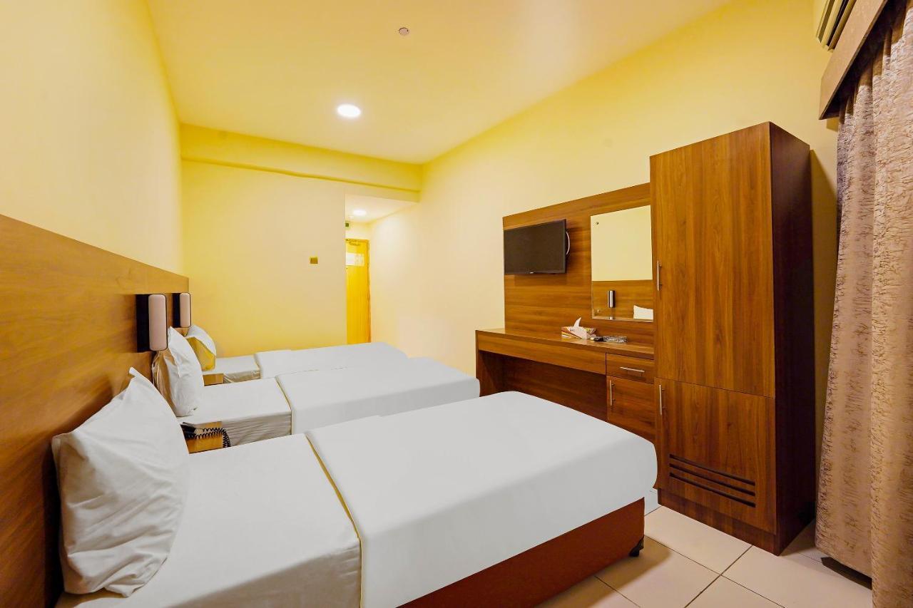 Oyo 925 Emirates Hotel 迪拜 外观 照片