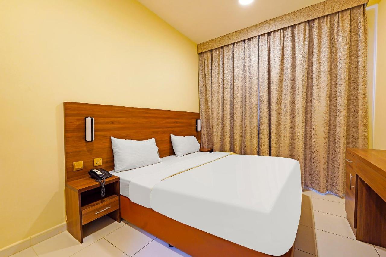 Oyo 925 Emirates Hotel 迪拜 外观 照片
